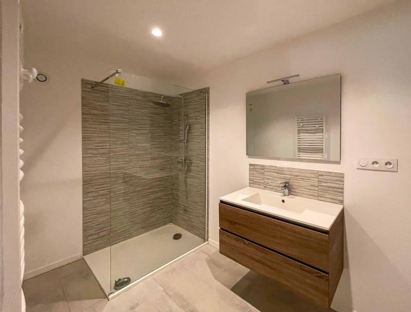 Maison en pierre - 178 m² - 6 pièces