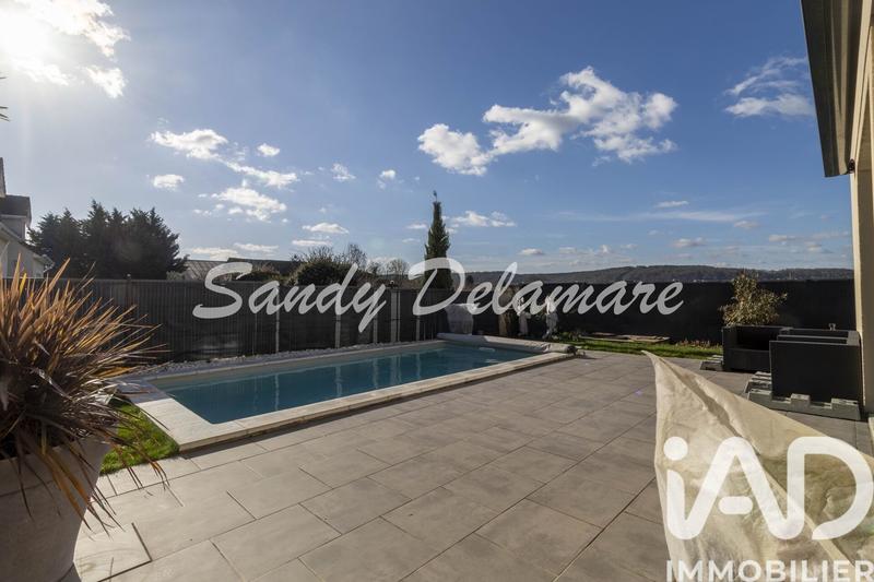 Maison - 96 m² - 4 pièces