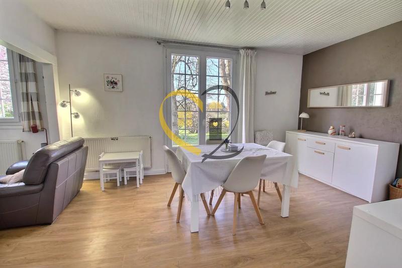 Maison - 94 m² - 4 pièces