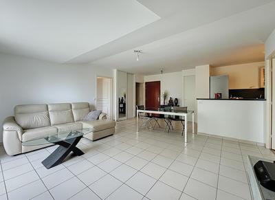 Appartement - 85 m² - 3 pièces