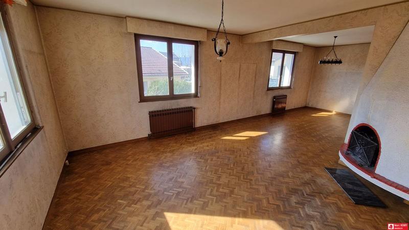 Maison traditionnelle - 98 m² - 5 pièces