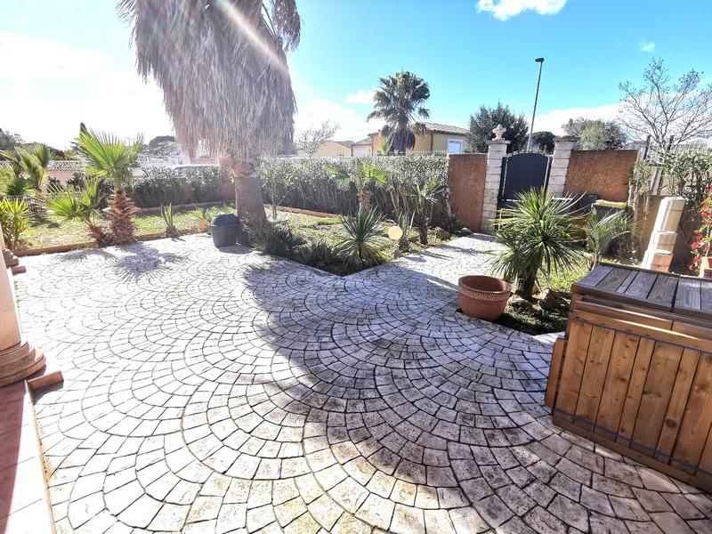 Maison - 181 m² - 7 pièces