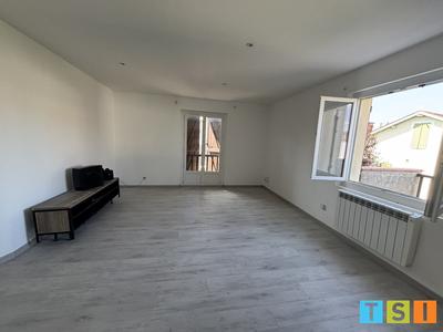 Maison - 206 m² - 7 pièces