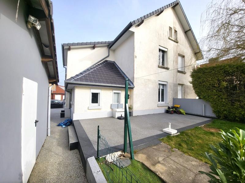 Maison - 110 m² - 5 pièces