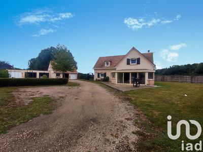 Maison - 217 m² - 8 pièces