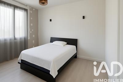 Maison - 153 m² - 8 pièces