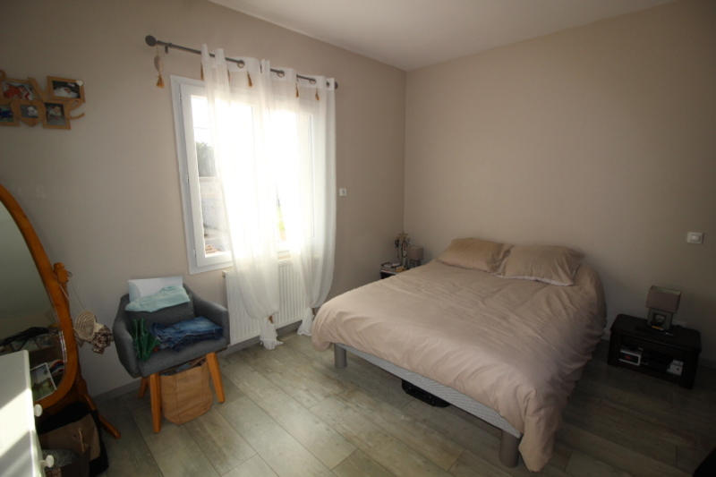 Maison - 176 m² - 8 pièces