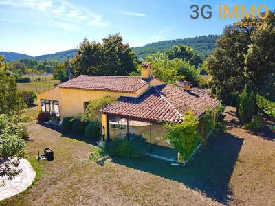 Villa - 192 m² - 5 pièces