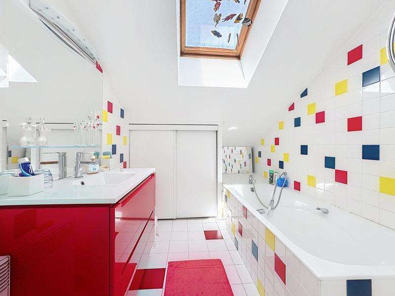 Maison - 172 m² - 10 pièces