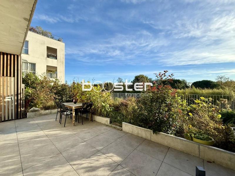 Appartement ancien - 87 m² - 4 pièces