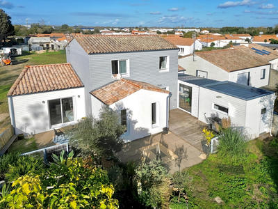 Maison - 130 m² - 5 pièces