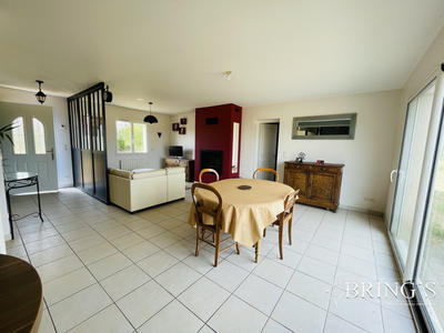 Maison - 143 m² - 6 pièces