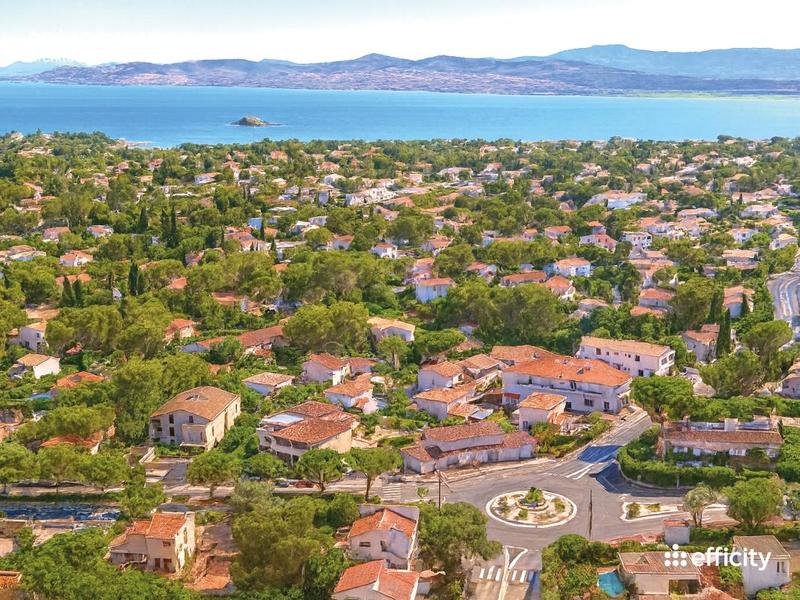 Appartement - 97 m² - 4 pièces