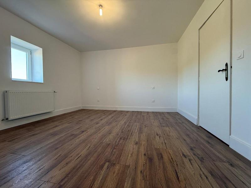 Maison ancienne - 306 m² - 8 pièces