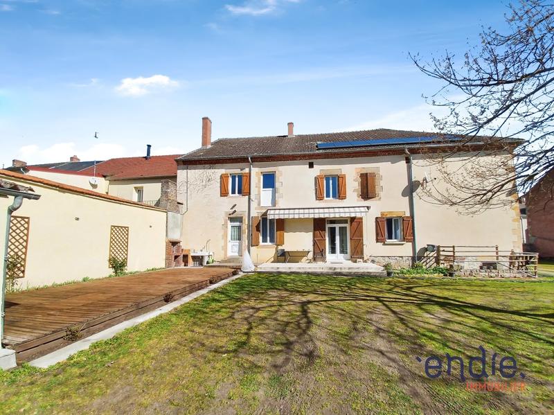 Maison - 181 m² - 6 pièces