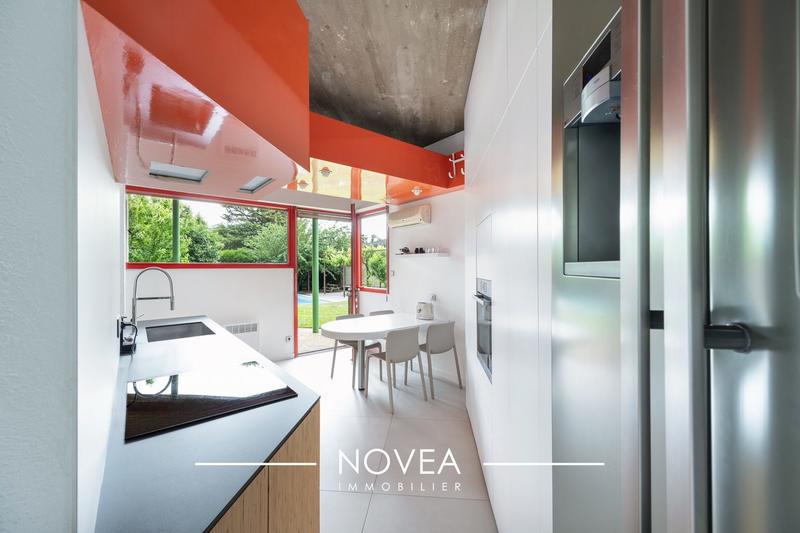 Maison - 199 m² - 6 pièces