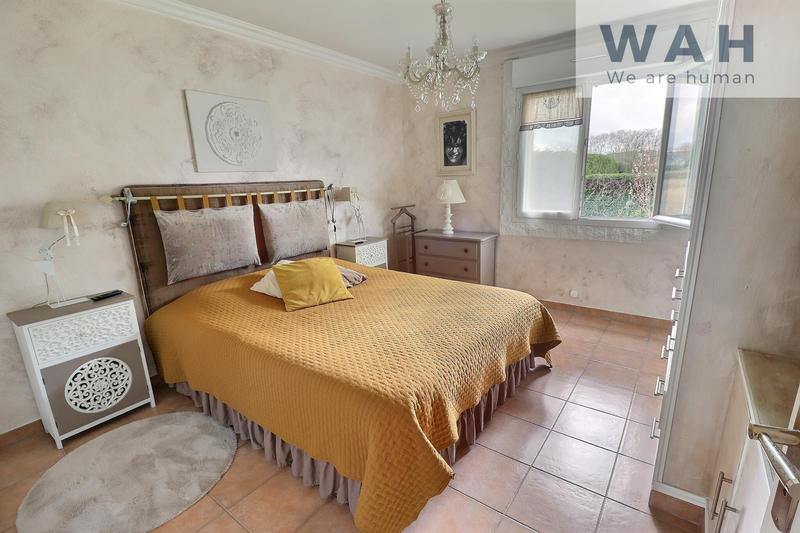 Maison - 152 m² - 6 pièces