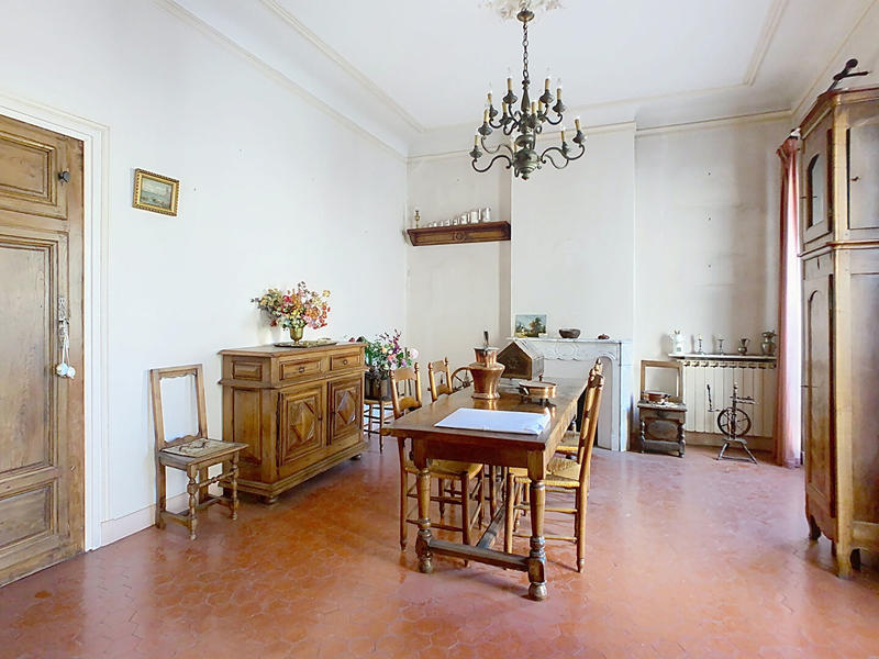 Appartement - 135 m² - 5 pièces