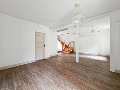 Maison - 140 m² - 7 pièces