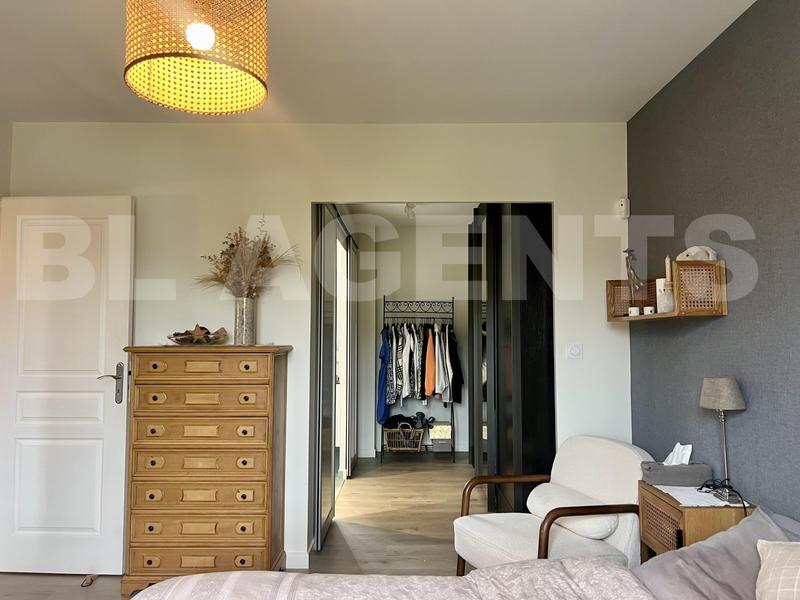 Maison contemporaine - 145 m² - 4 pièces