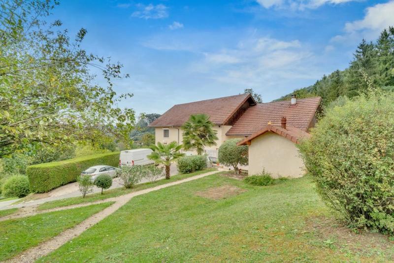 Villa - 167 m² - 6 pièces