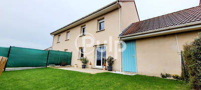 Maison - 80 m² - 5 pièces