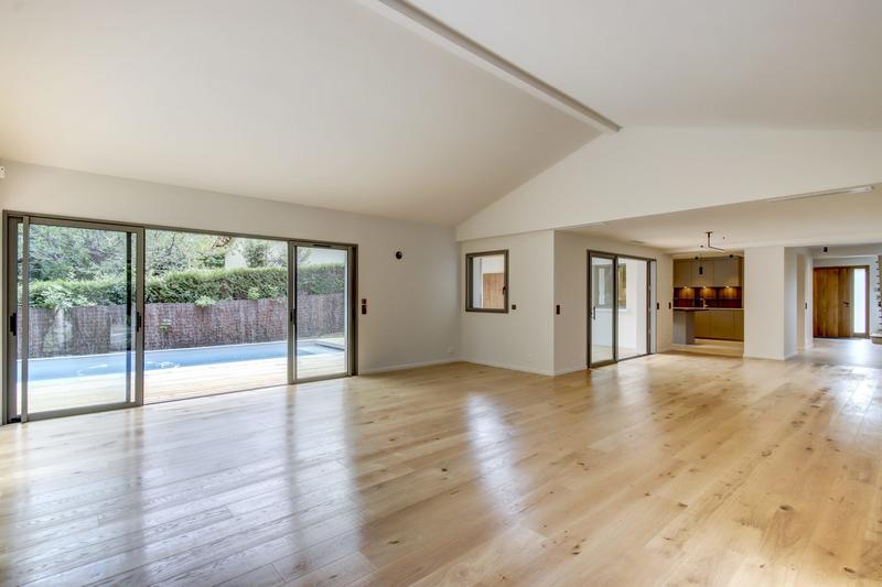 Maison contemporaine - 200 m² - 5 pièces