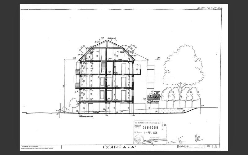 Immeuble - 493 m² - 26 pièces