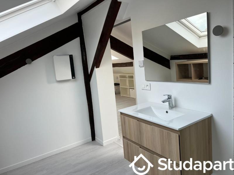 Chambre - 15 m² - 1 pièce