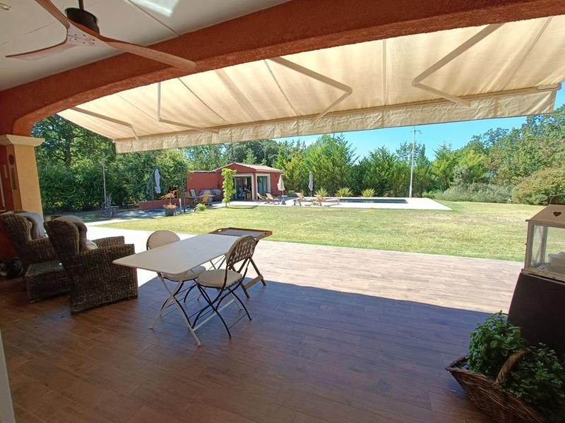 Maison traditionnelle - 122 m² - 4 pièces