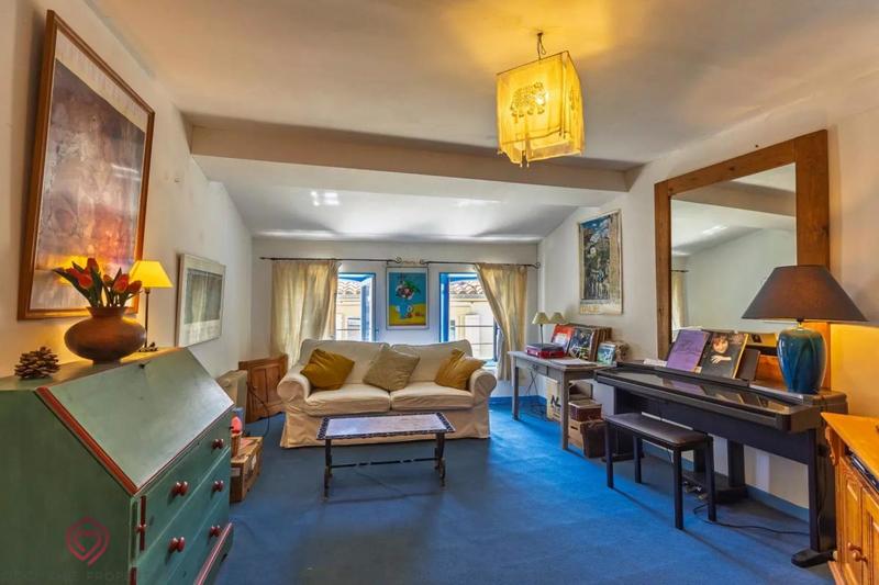 Maison de village - 256 m² - 10 pièces