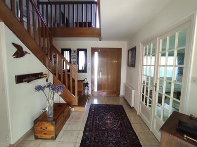 Maison - 161 m² - 6 pièces