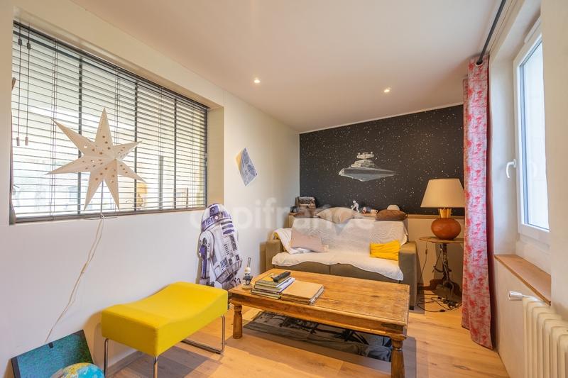 Maison - 267 m² - 8 pièces