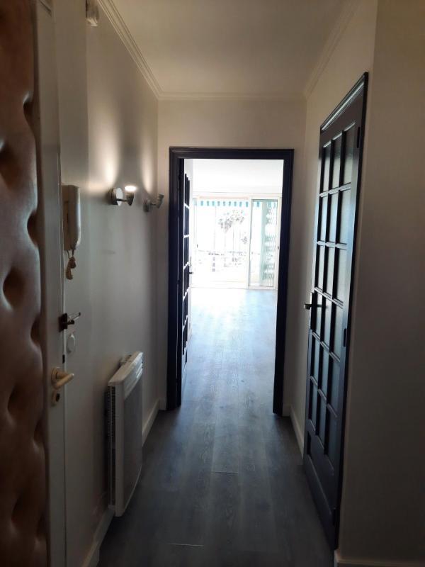 Studio - 30 m² - 1 pièce