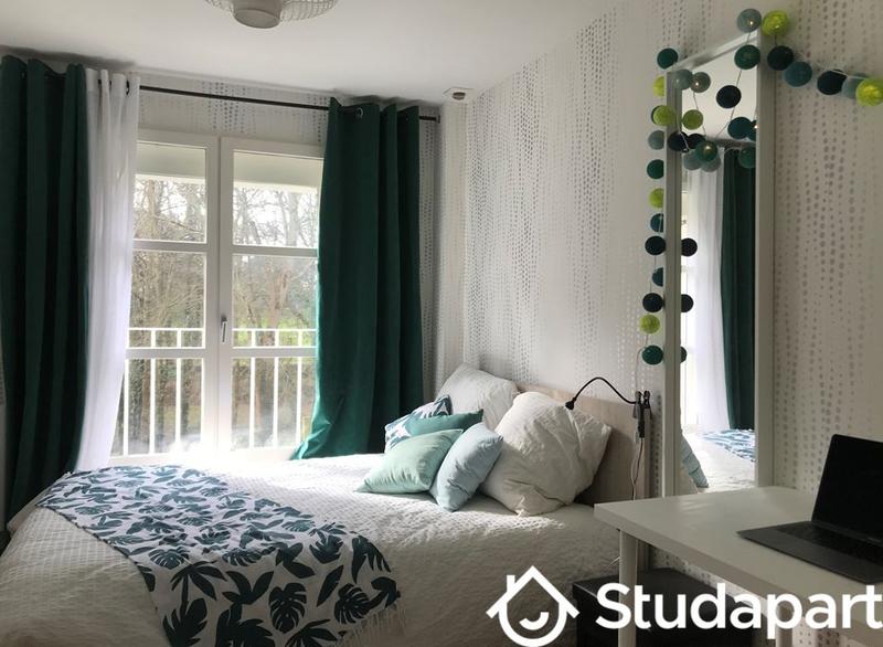 Chambre - 9 m² - 1 pièce