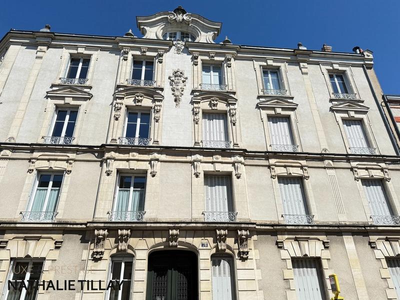 Appartement - 118 m² - 6 pièces