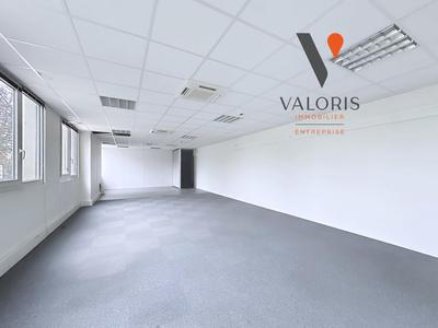 Local d'activités - 431 m²