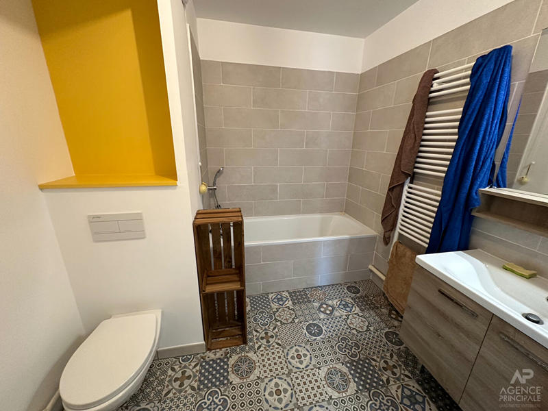 Appartement - 94 m² - 5 pièces