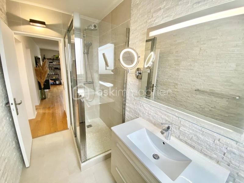 Appartement - 72 m² - 3 pièces