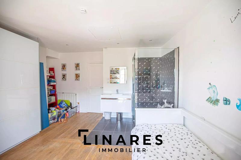 Villa - 320 m² - 5 pièces