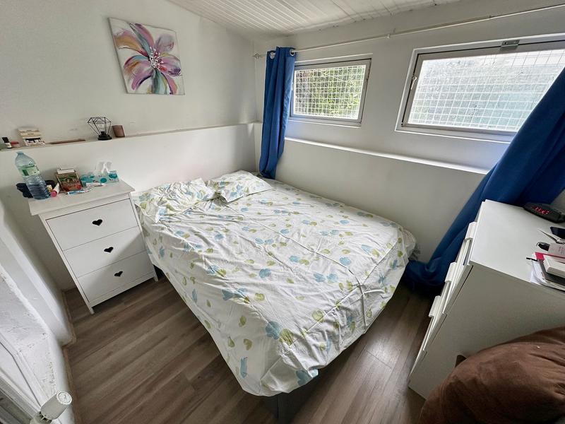 Maison - 96 m² - 5 pièces