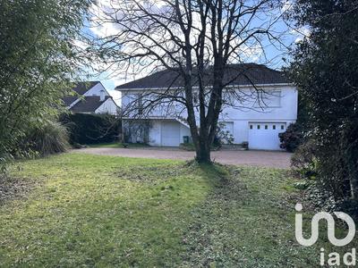 Maison - 134 m² - 7 pièces