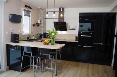 Maison - 95 m² - 5 pièces