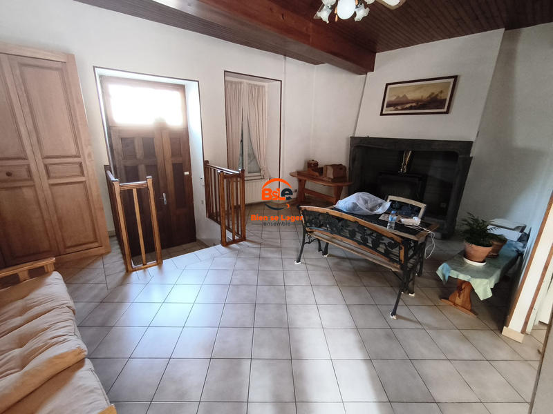 Maison ancienne - 225 m² - 7 pièces