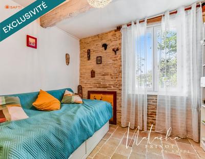 Maison - 210 m² - 8 pièces