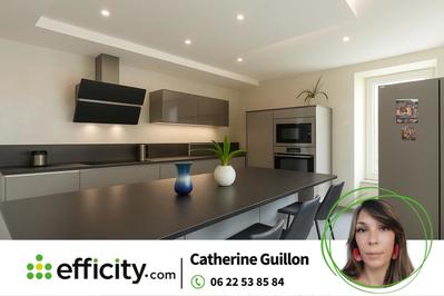 Maison - 202 m² - 7 pièces