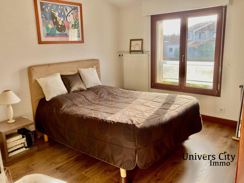 Maison contemporaine - 177 m² - 7 pièces