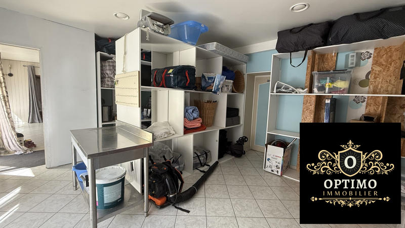 Maison - 450 m² - 12 pièces