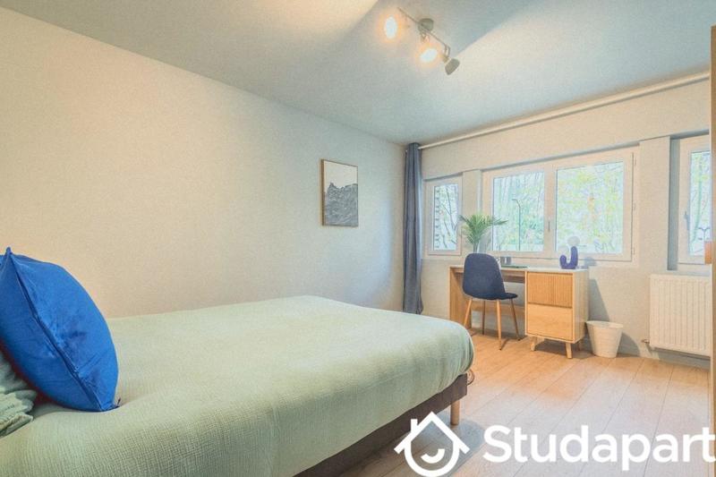 Chambre - 17 m² - 1 pièce