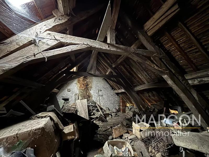 Maison - 149 m² - 8 pièces